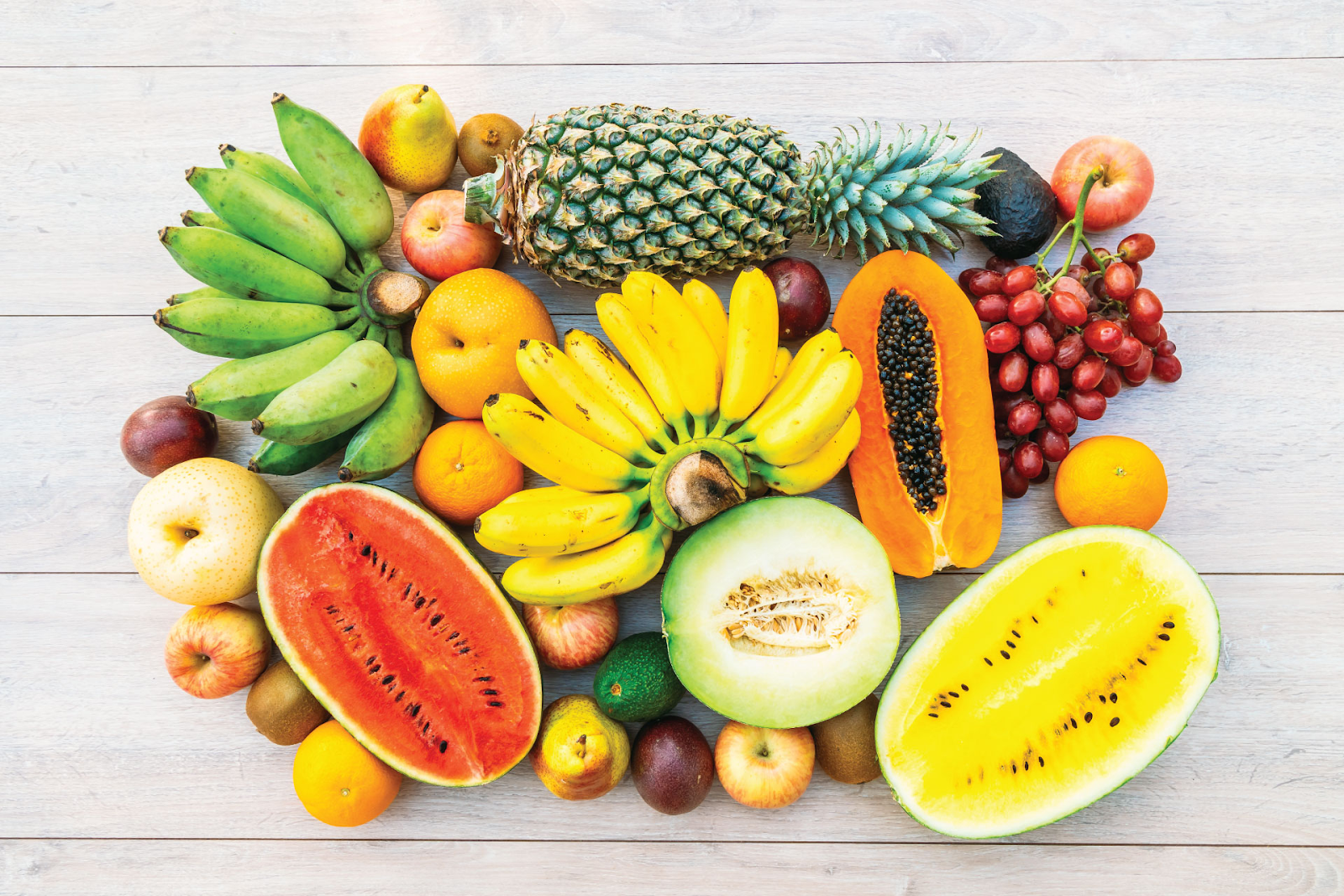 Trái cây, rau xanh là nguồn cung cấp vitamin và khoáng chất dồi dào cho trẻ